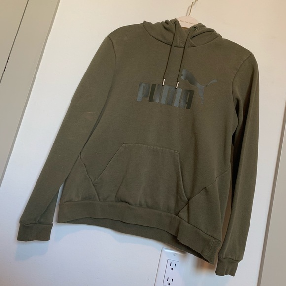 Puma Sweater - Picture 1 of 3